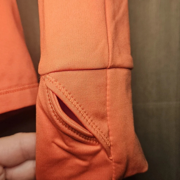 Under Armour Red athletic half zip jacket. Size small NWT - Picture 3 of 5